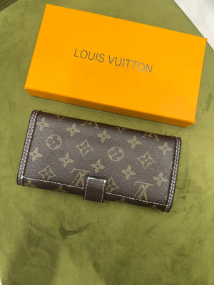 LOUIS VUITION WALLET (2)