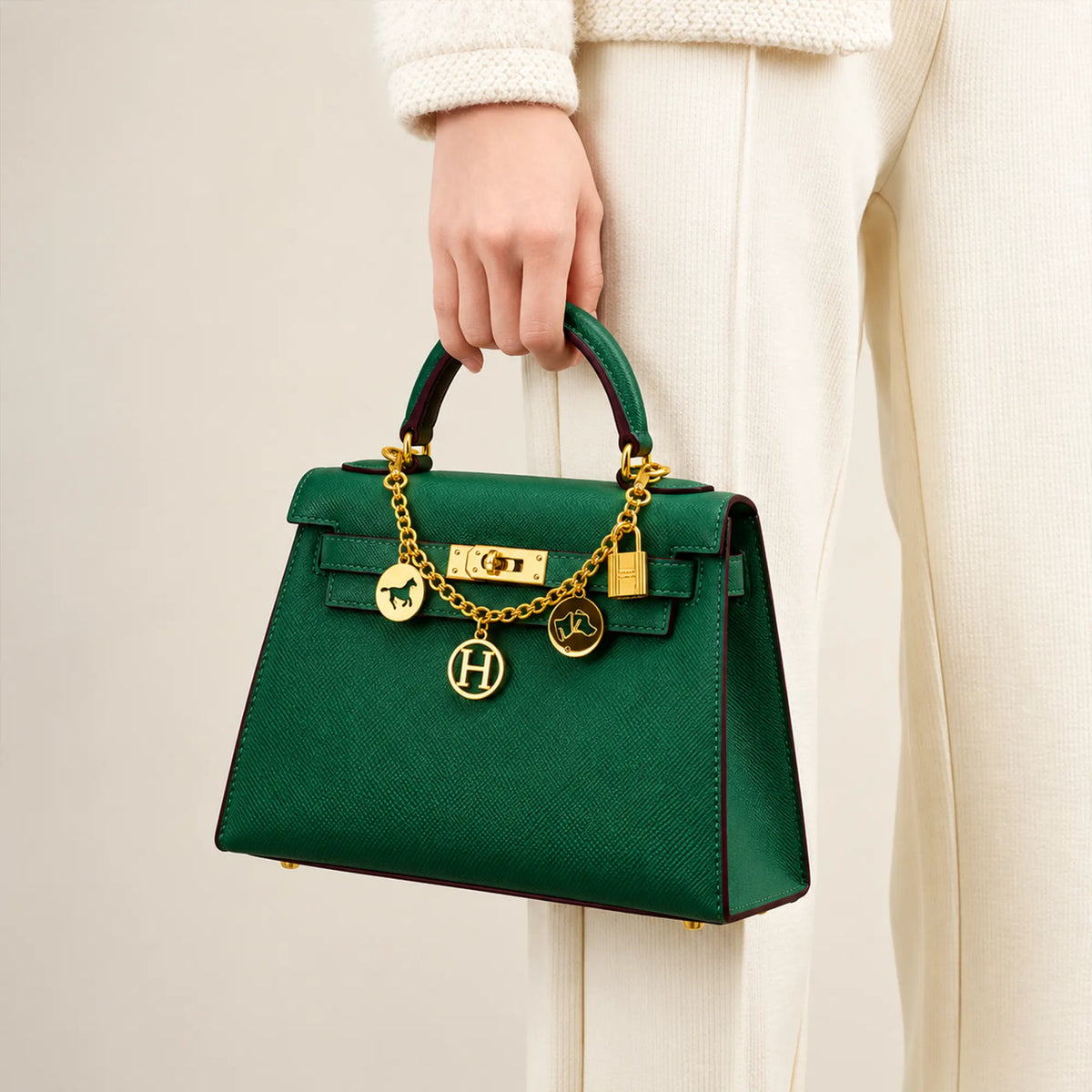 HM Kelly 25