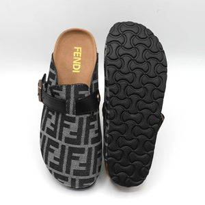 FENDI PUMPS Black (2)