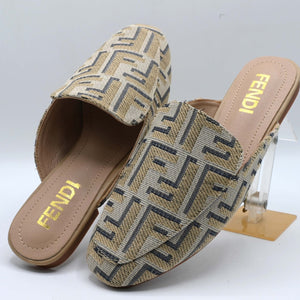 FENDI PUMPS Golden (4)