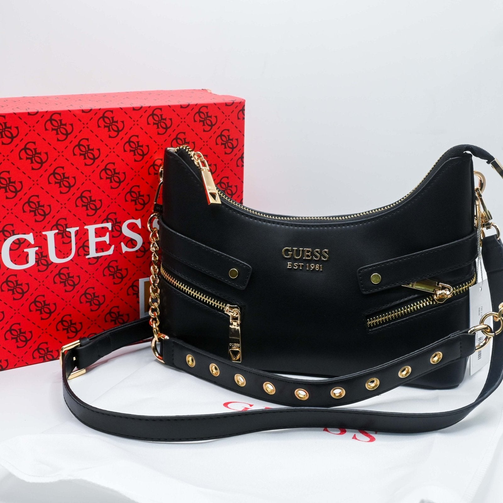 GUESS HAND BAG Black