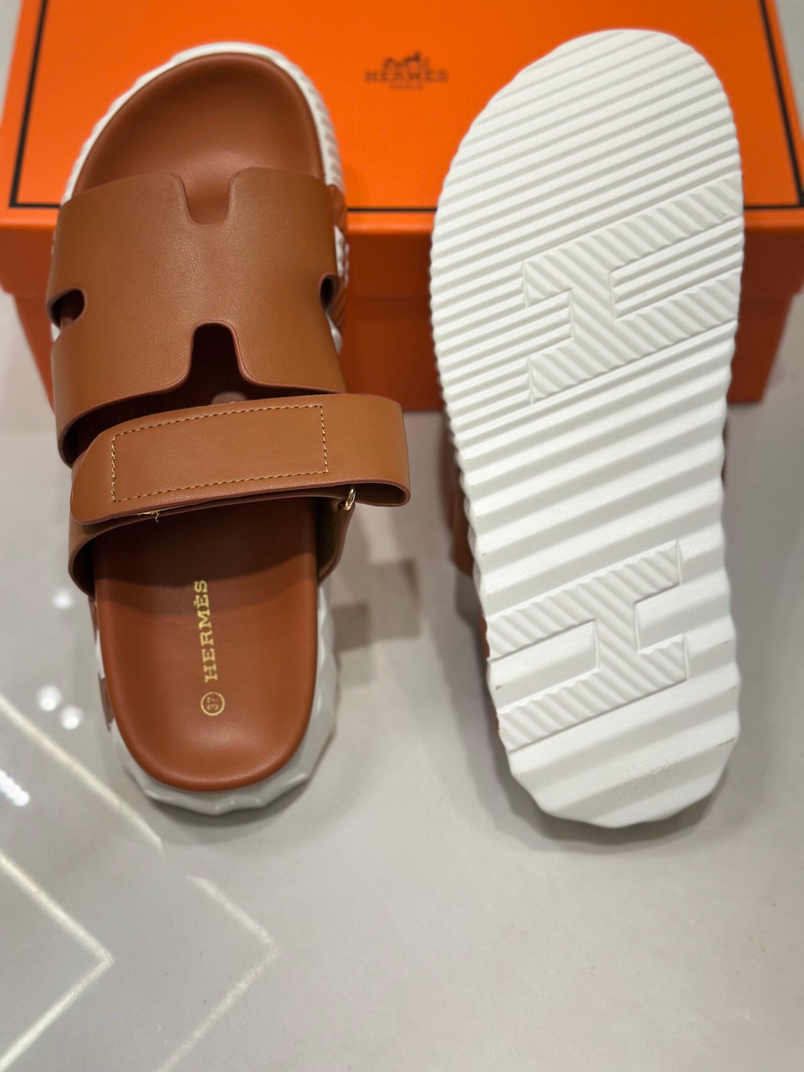 HERMES SLIPPERS WITH MEDICATED SOLE Light Brown (2)
