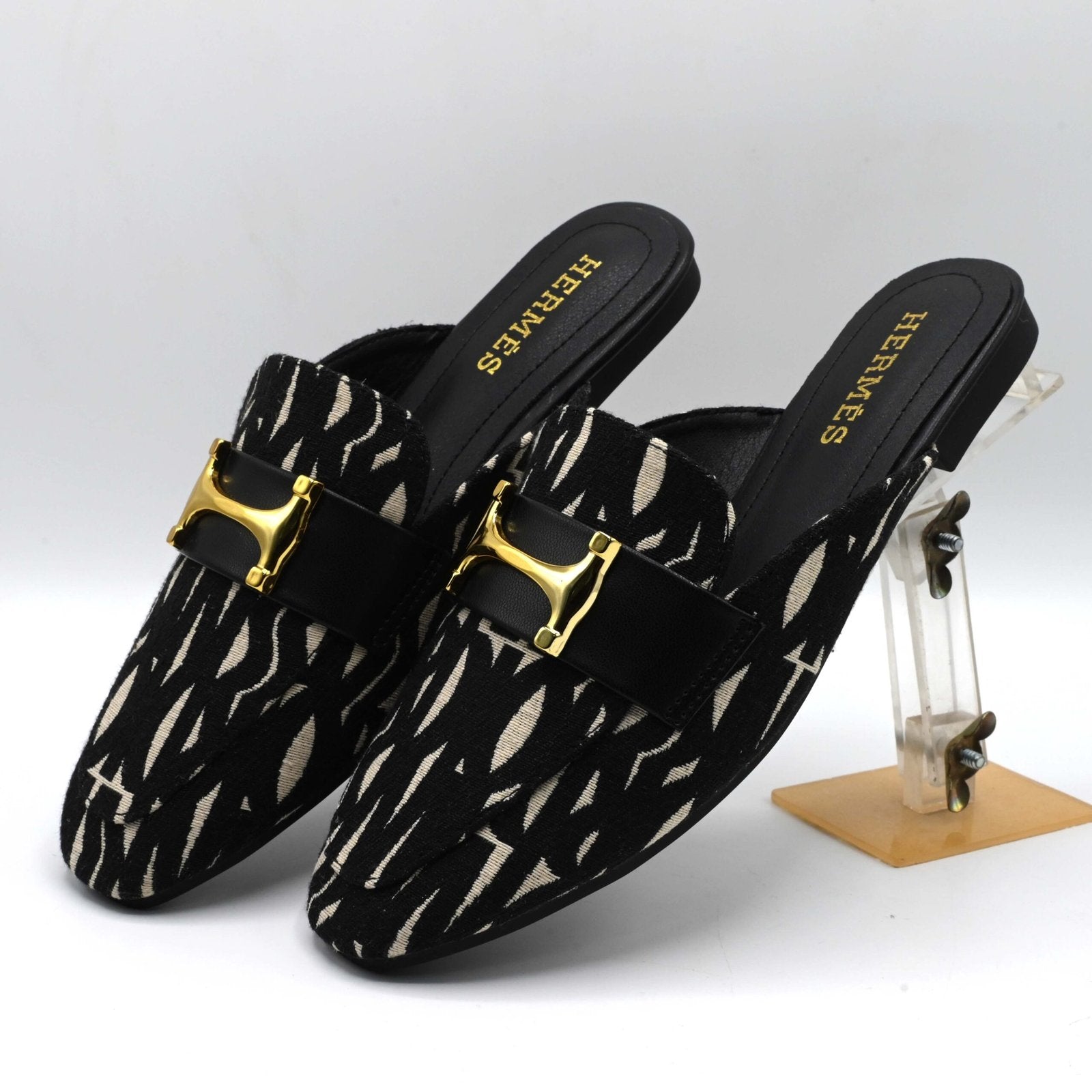 Harmes PUMPS Black (3)