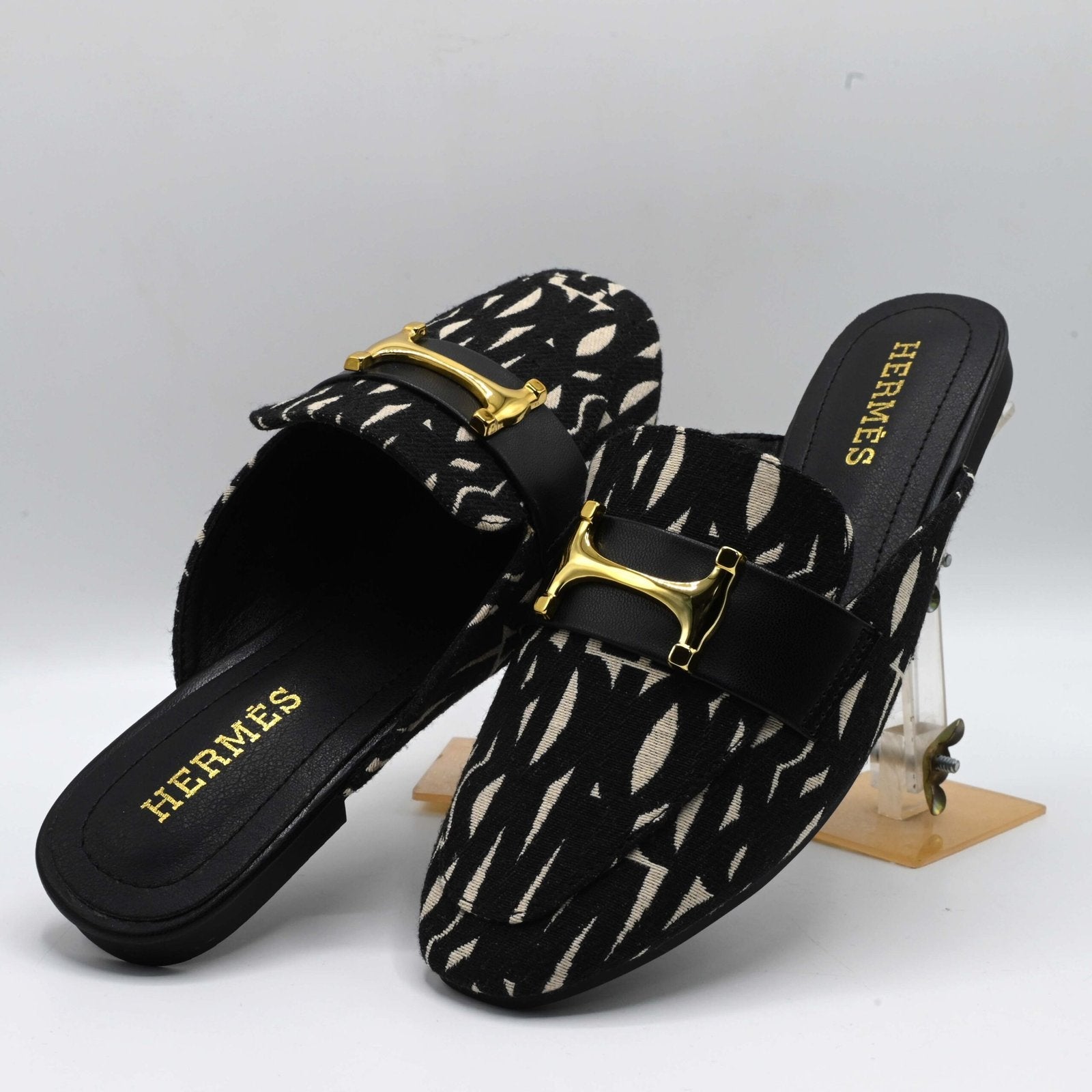 Harmes PUMPS Black (4)