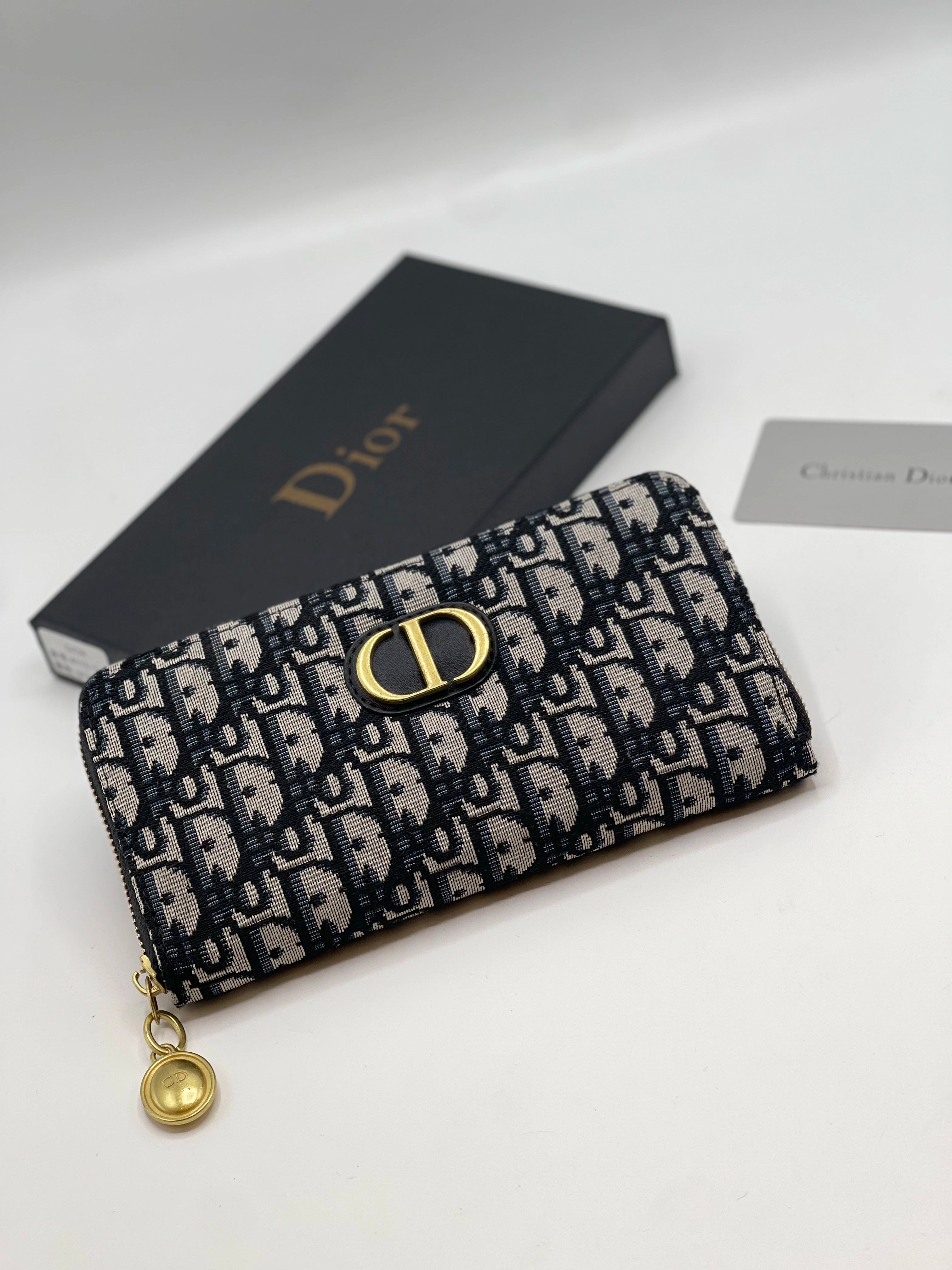 DI Black