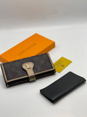LV Black