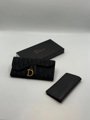 DI Black