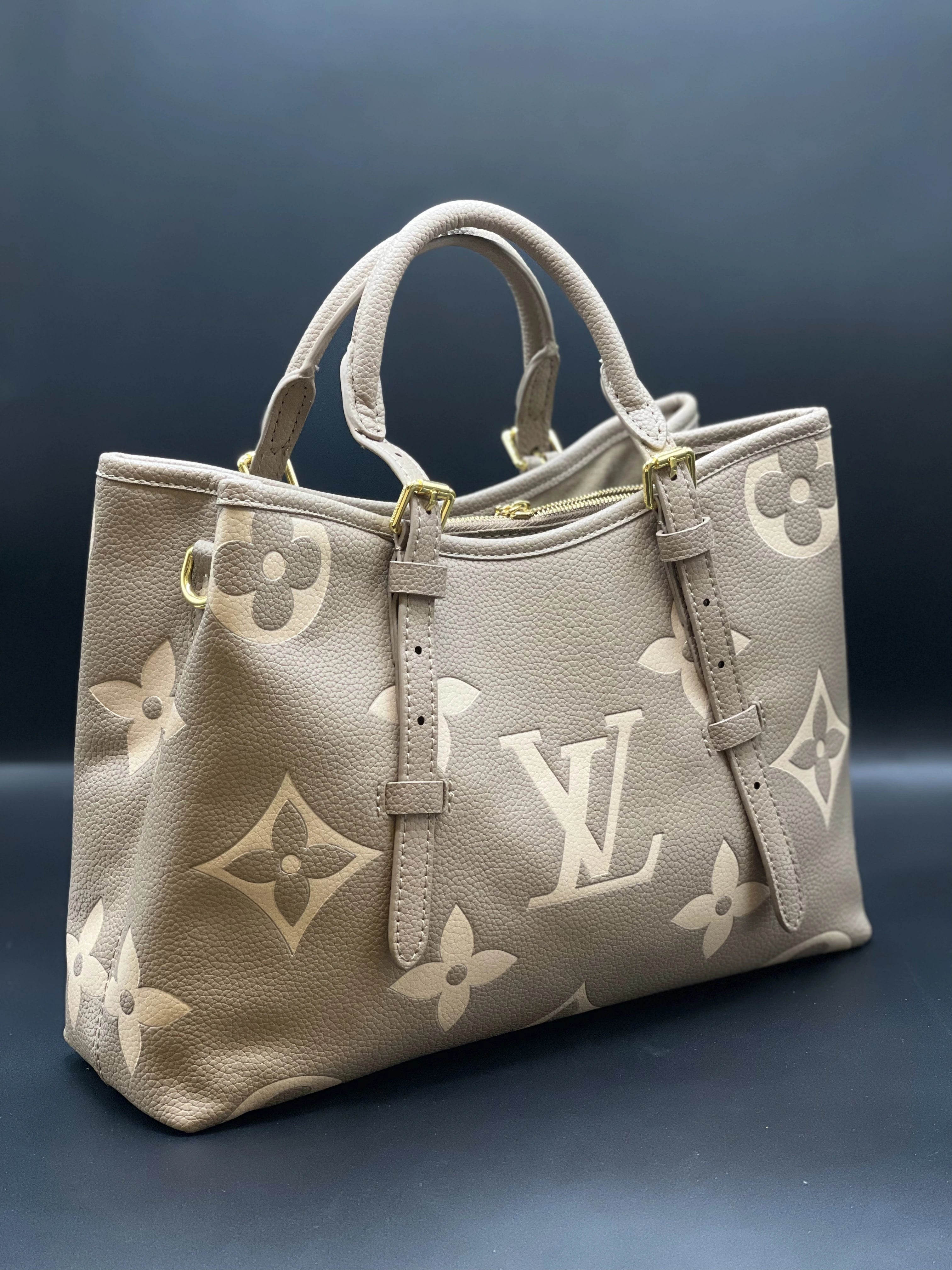 LV HAND BAG Cream