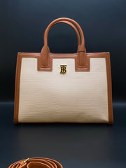 BB HAND BAG White
