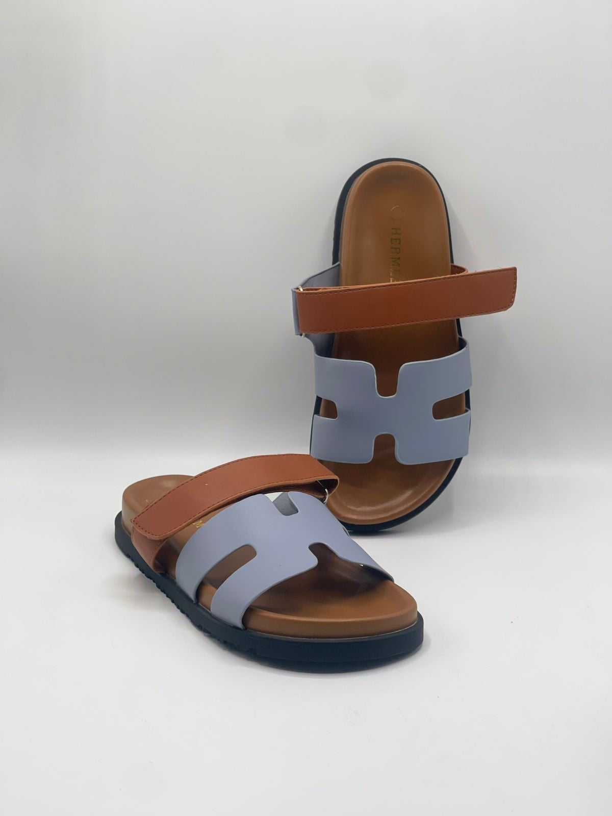 HM Two Tone slippers