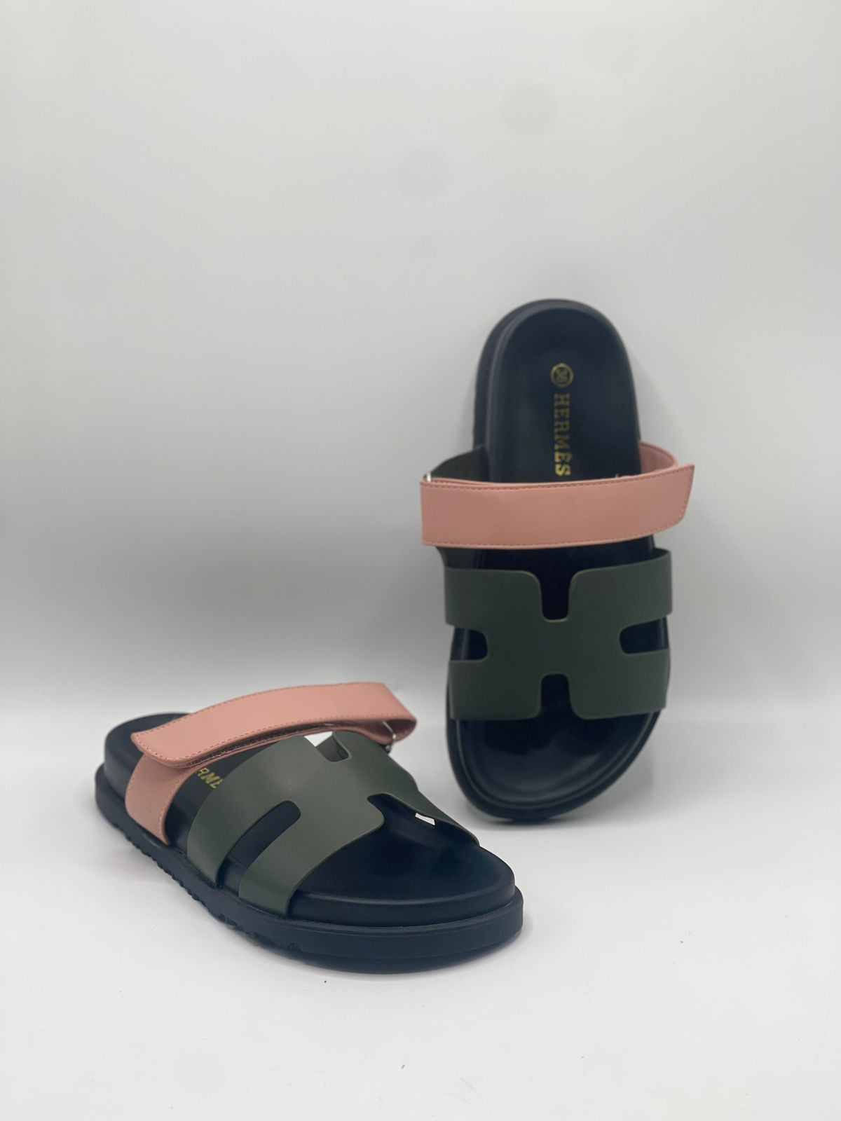 HM Two Tone slippers Black/Pink