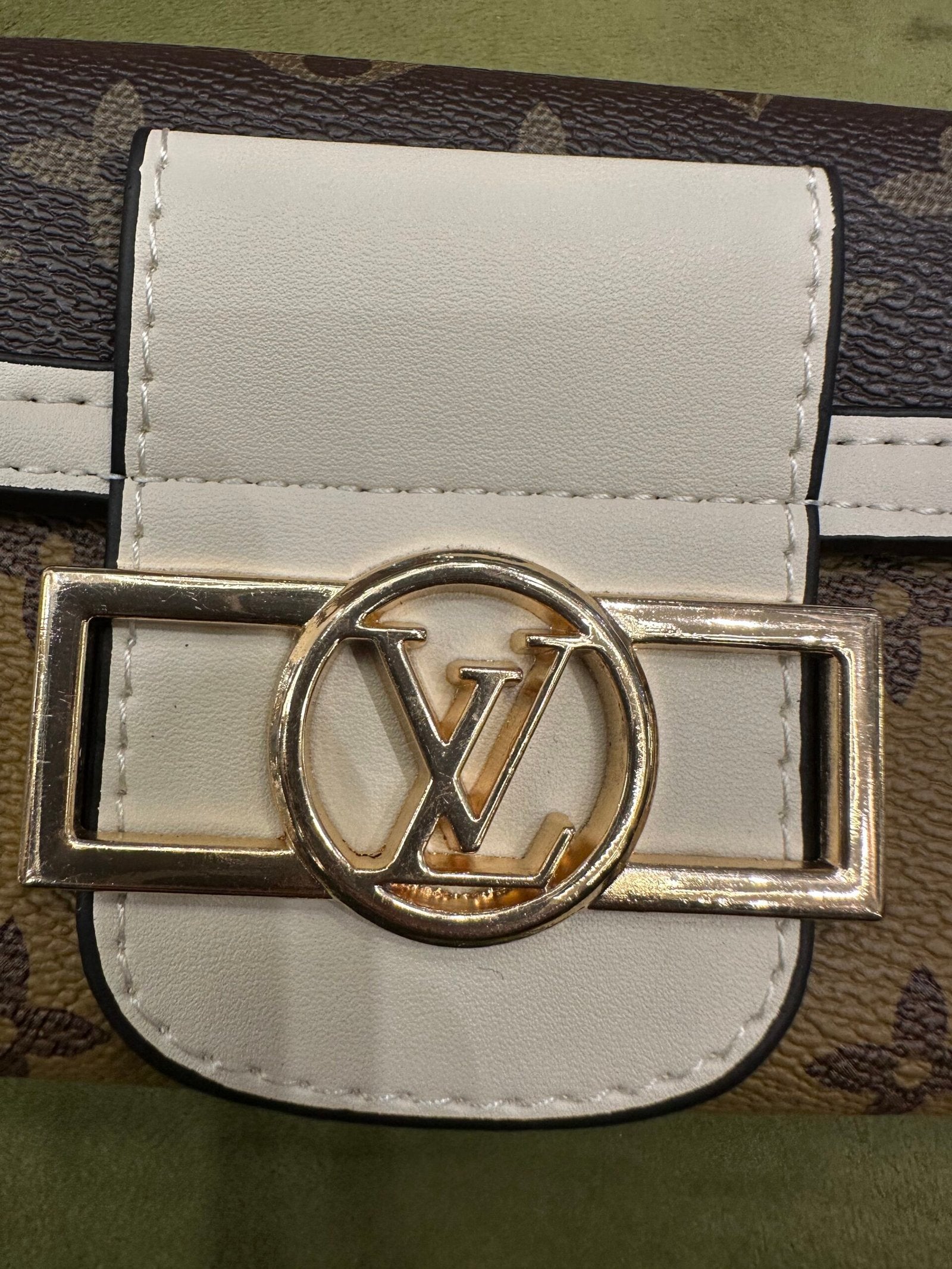LOUIS VUITION WALLET (7)