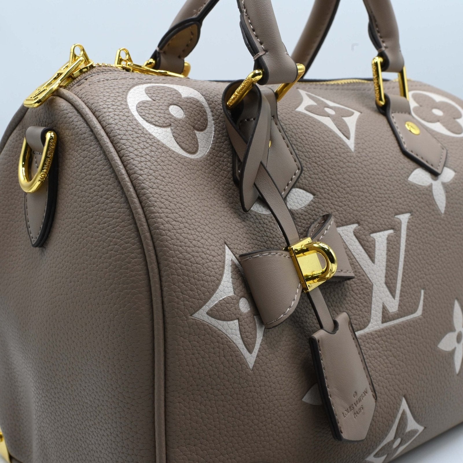 Louis Vuitton Duffel Bag Grey (4)