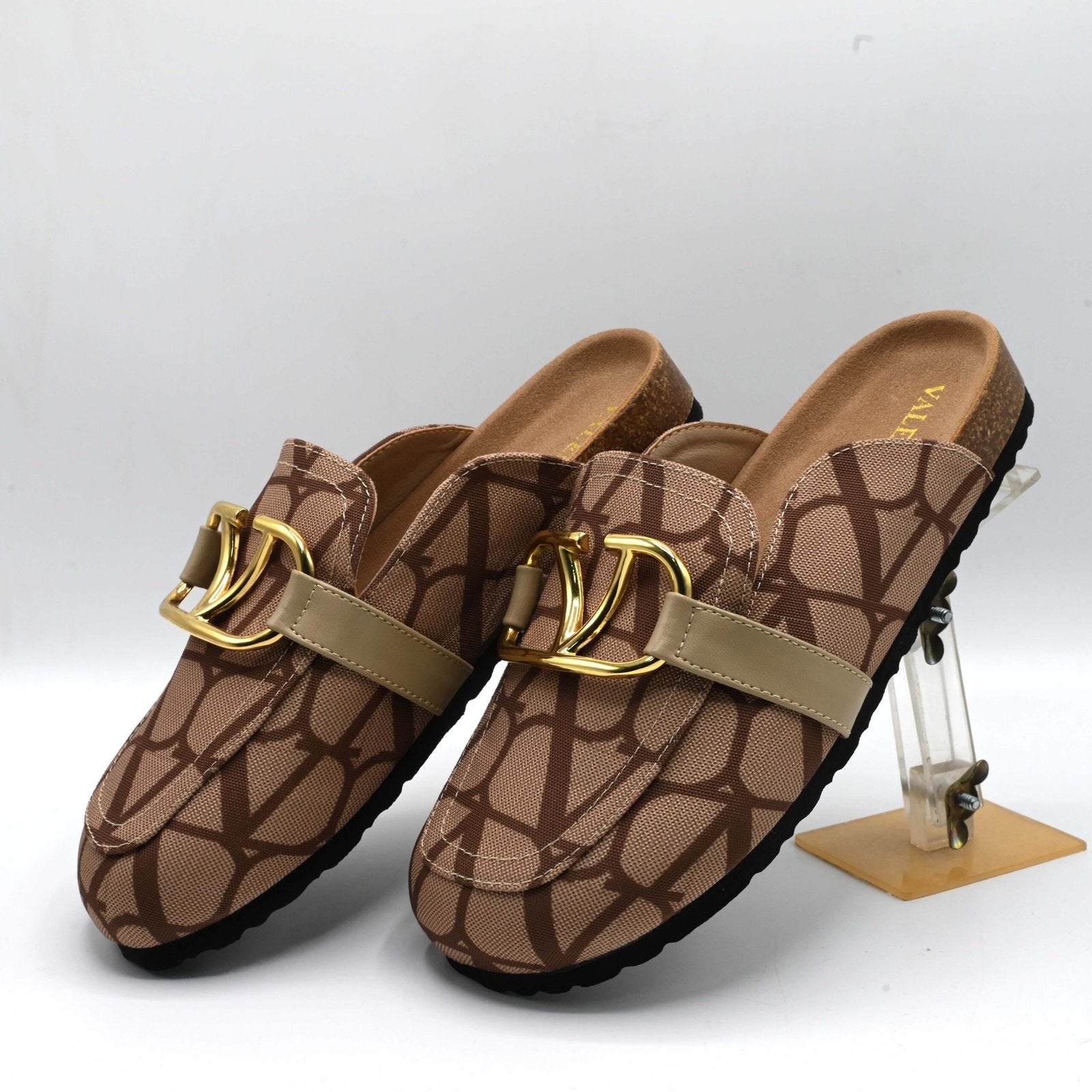 Valentino PUMPS Golden (3)